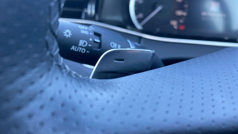 Land Rover Range Rover Evoque 2.0 D200 R-Dynamic HSE 5dr Auto Diesel Hatchback